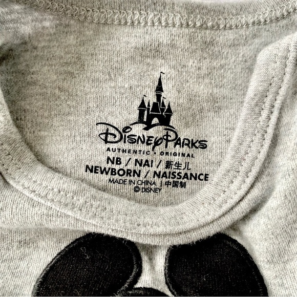 Disney Mickey Mouse 2 Piece Set-Bodysuit & Romper Size 0-3 Months - Picture 6 of 7